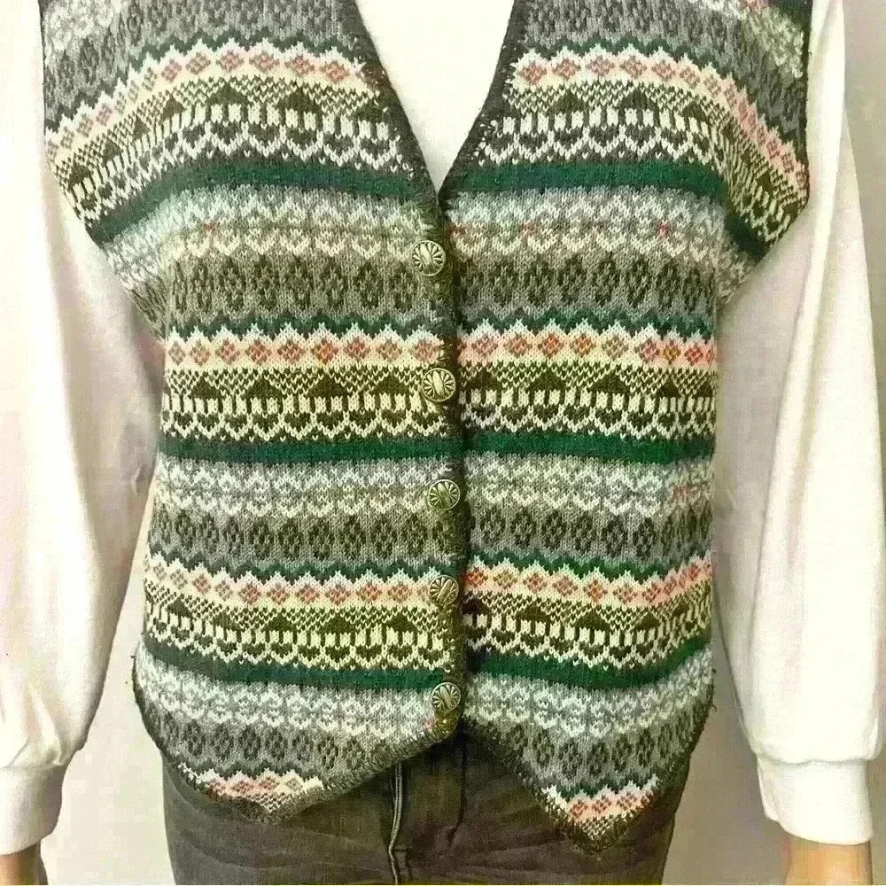 Vintage BohoOversized Green Multicolored Button V-neck  Sweater Vest - Picture 4 of 13